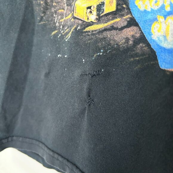 Pulp Fiction (M) Graphic T-Shirt - Picture 4 of 8